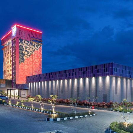 Hotel The Zuri Dumai Extérieur photo