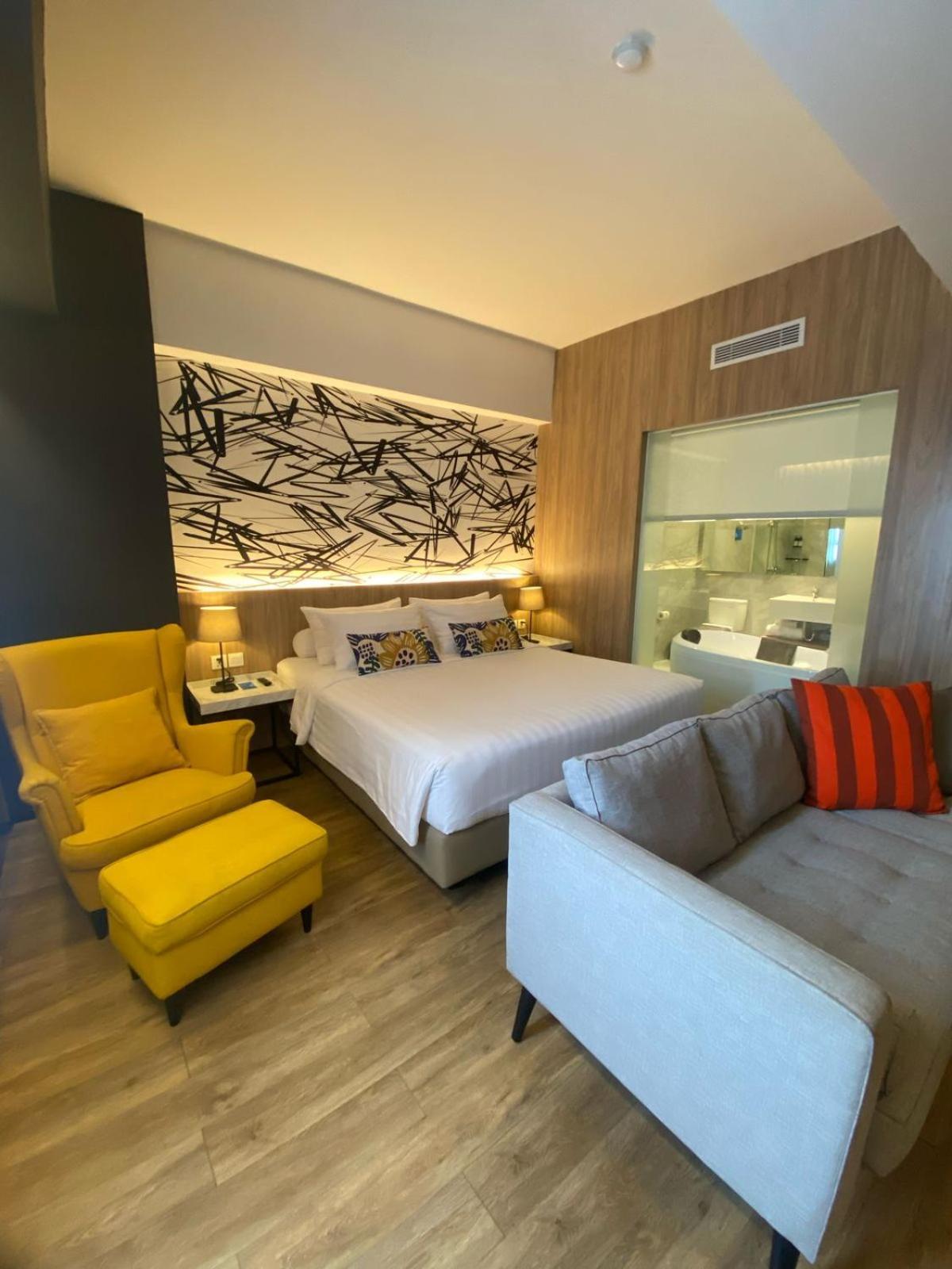 Hotel The Zuri Dumai Extérieur photo